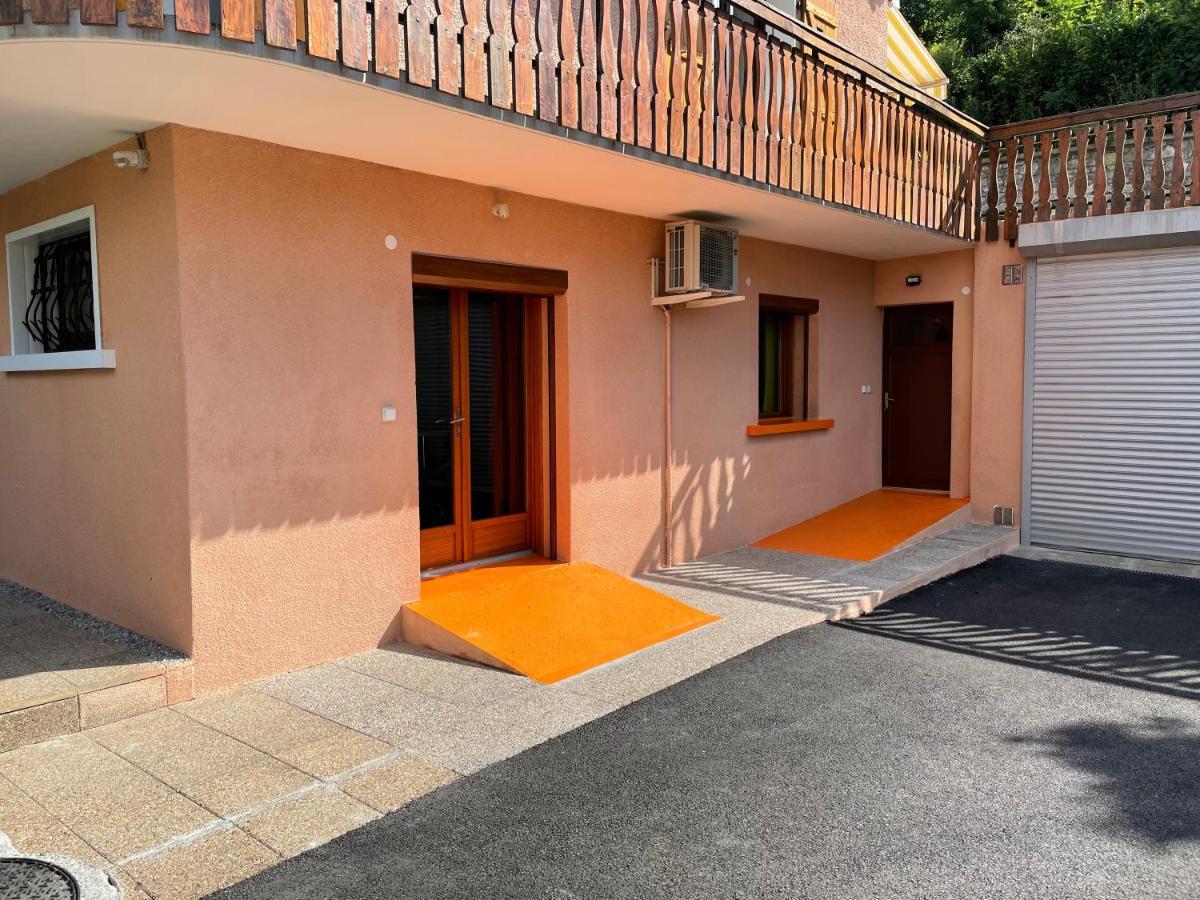 Appartement Avec Jacuzzi Hammam Sauna Privatise Au Rez De Chaussee Ds Maison A Voglans A 2 Kilometres Du Lac Du Bourget En Savoie Entre Chambery Et Aix Les Bains Cure Thermale المظهر الخارجي الصورة