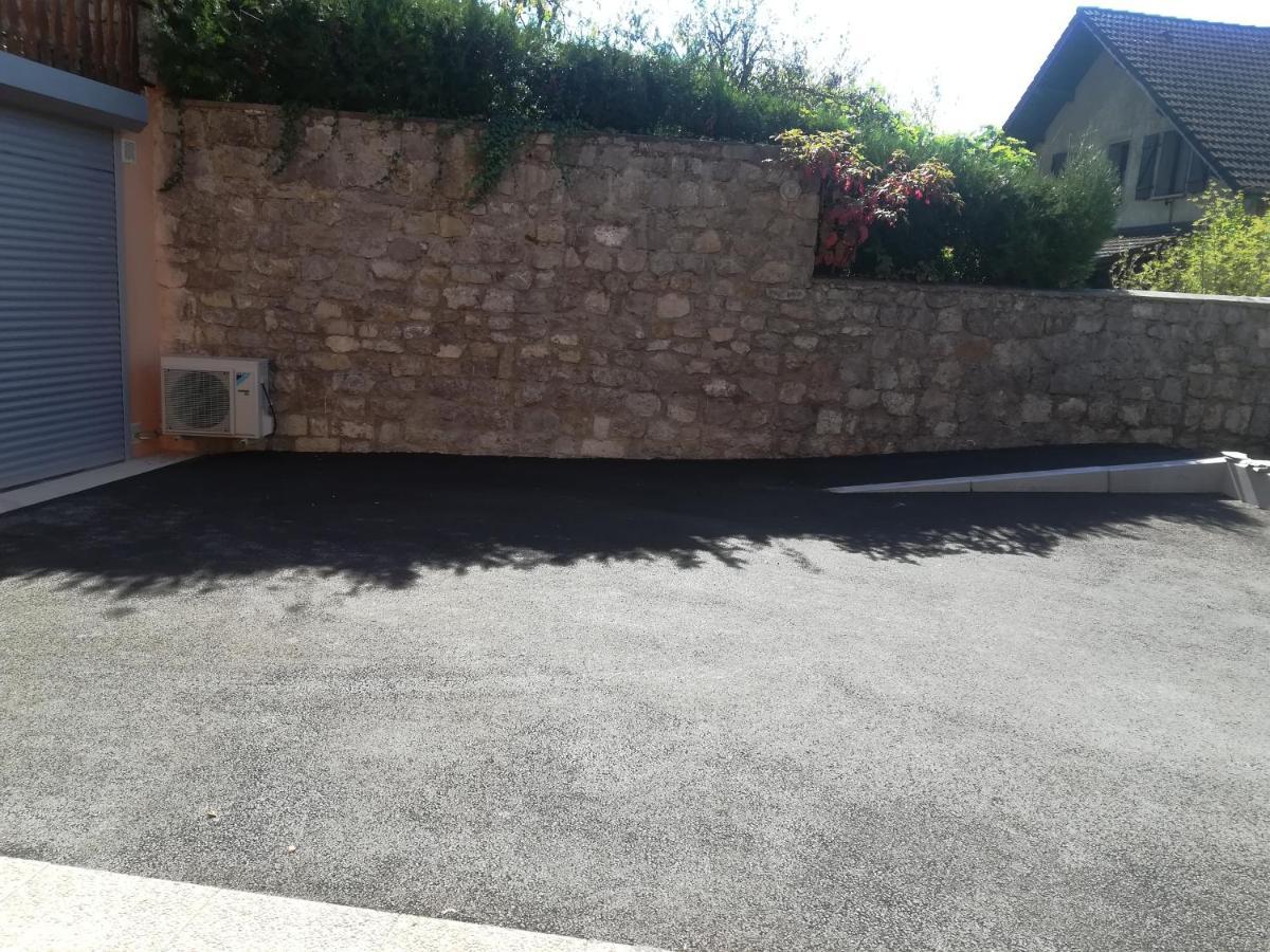 Appartement Avec Jacuzzi Hammam Sauna Privatise Au Rez De Chaussee Ds Maison A Voglans A 2 Kilometres Du Lac Du Bourget En Savoie Entre Chambery Et Aix Les Bains Cure Thermale المظهر الخارجي الصورة